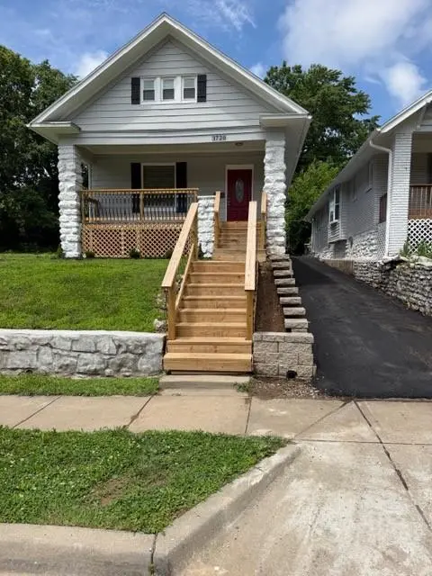 3720 Wayne Ave