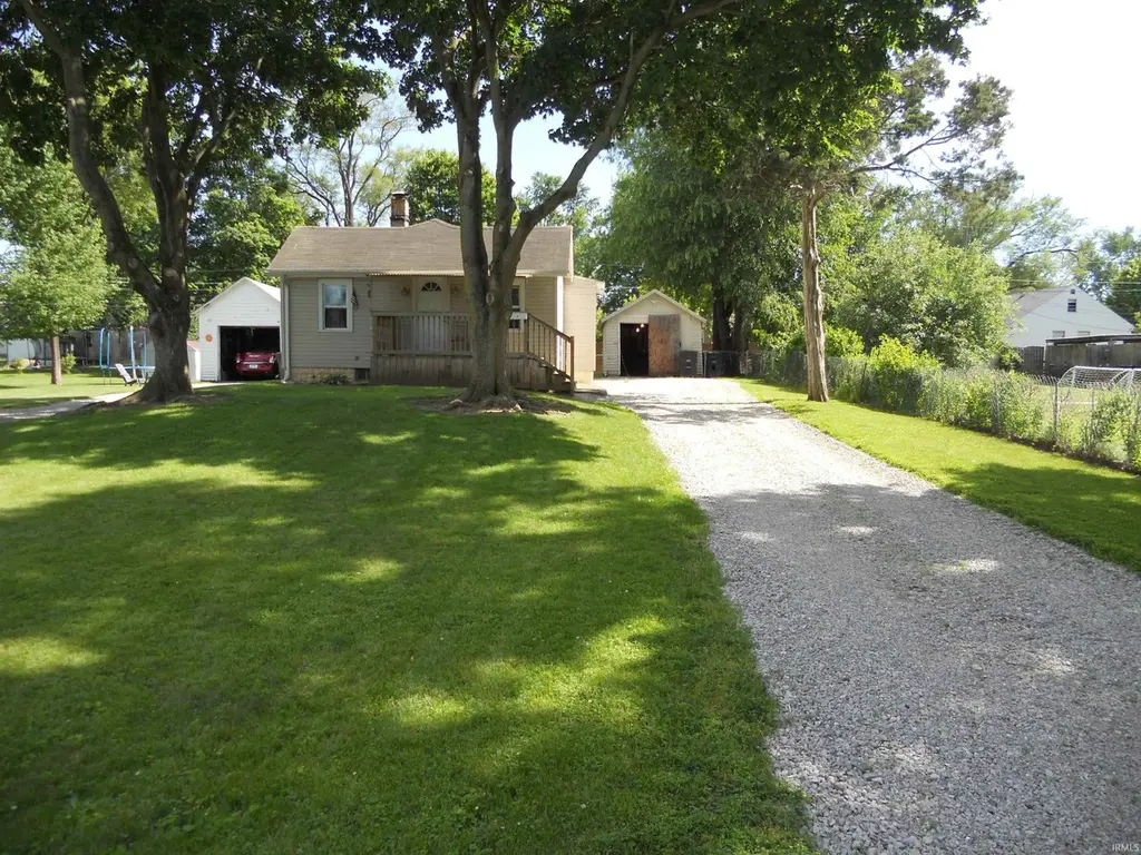 2907 Witchwood Dr