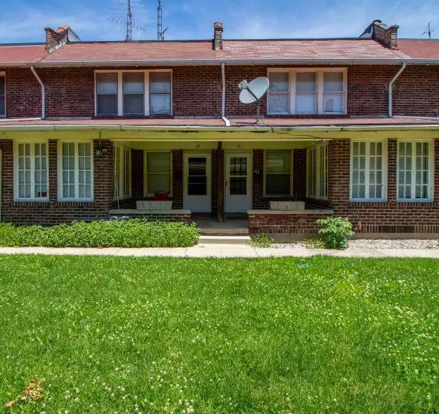 16 Howard Pl