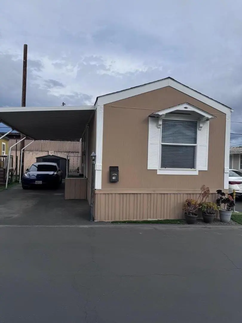 4320 Monterey #16