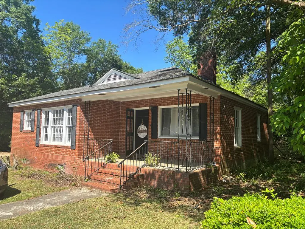 709 Fleming Rd