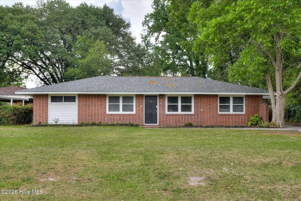 2250 Darlington Dr