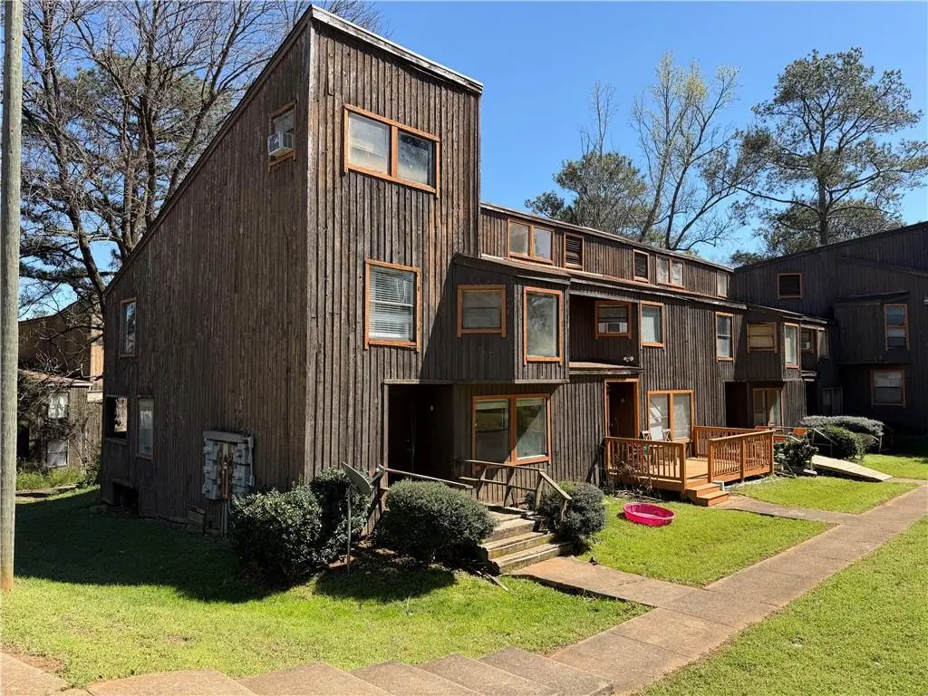 2764 Shellbark Rd