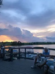 22 Paradise Hill Dr