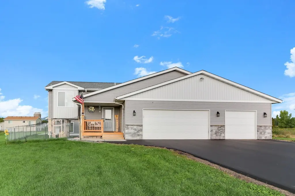 48076 Autumn Ct