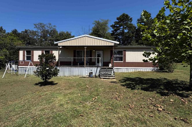 223 Private Road 1776