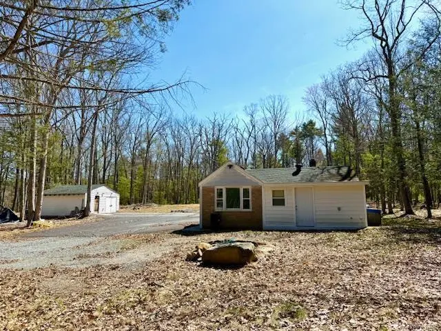 42 Devlin Rd