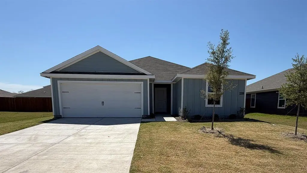 403 English Oak Dr