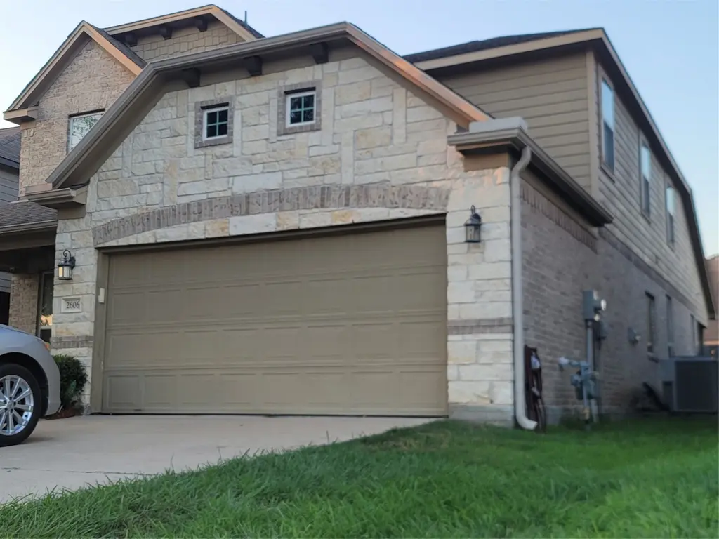2606 Fresh Dawn Dr