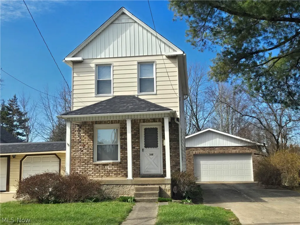 2446 Vestal Rd