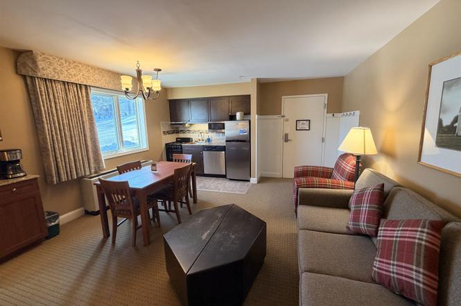 102, Qtr 4 Grand Summit Way Unit 102, Qtr 4