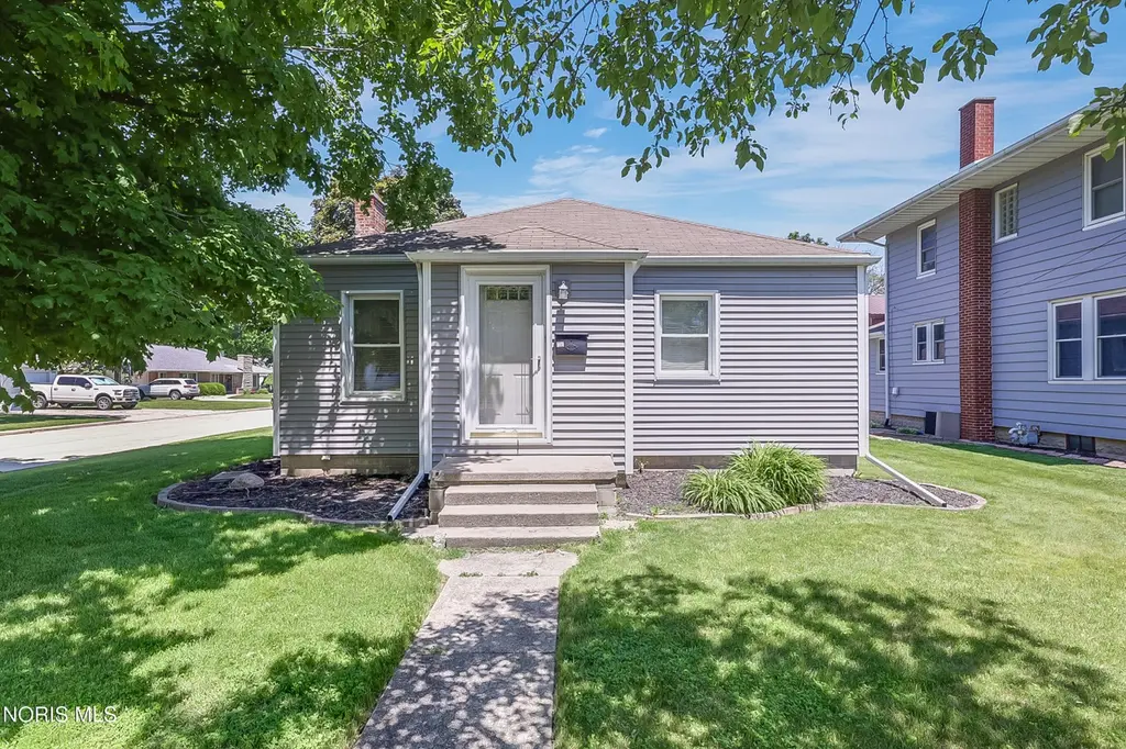 406 Stryker St