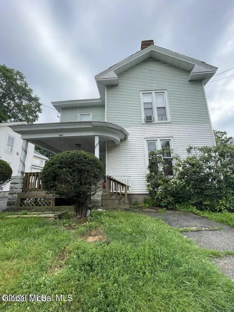 8 Mechanic St