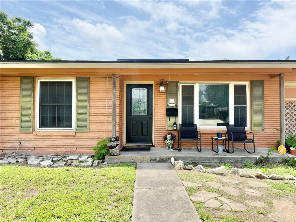 3209 Casa Blanca Dr