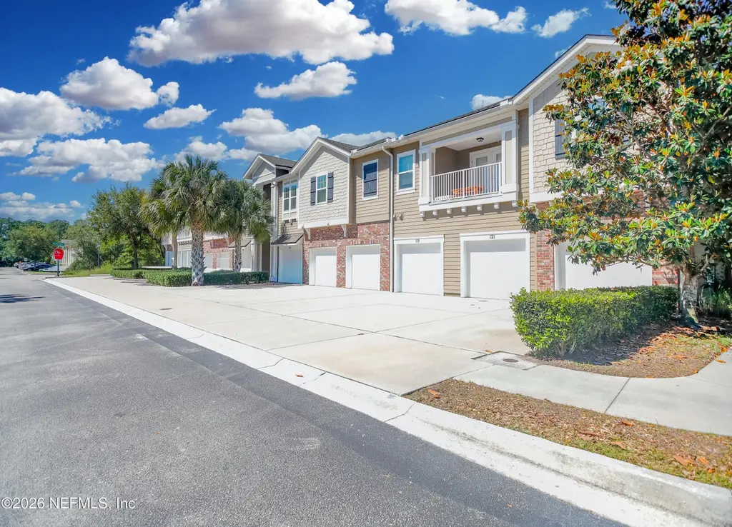 117 Golden Lake Loop