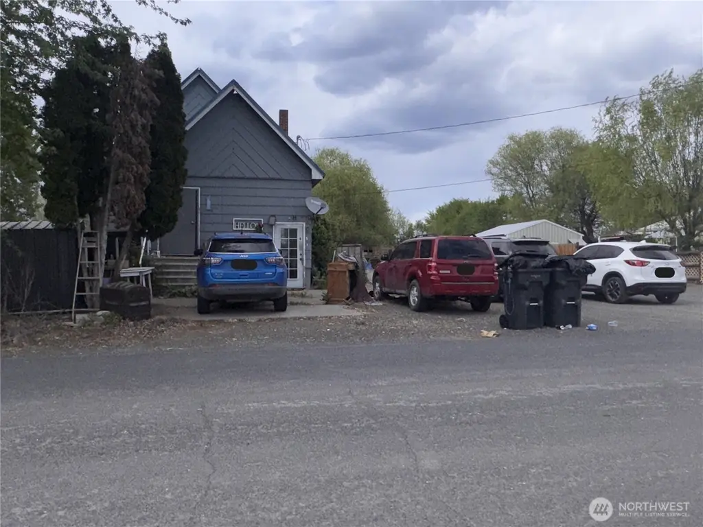 1 Orchardvale St