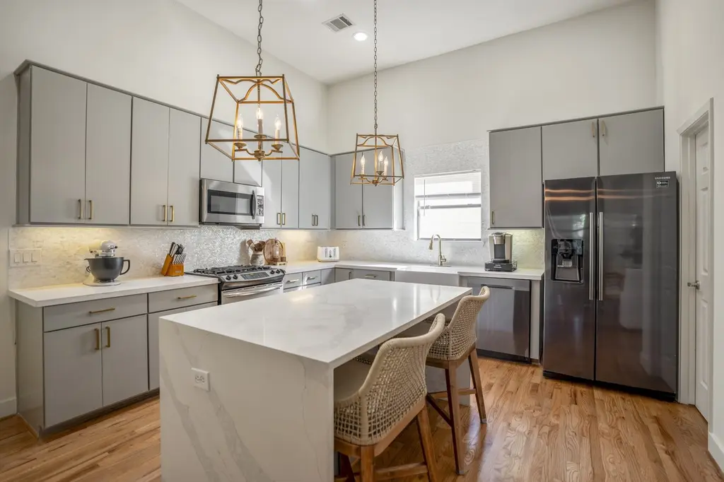 5841 Darling St Unit C
