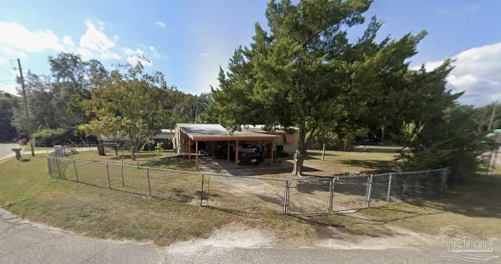 6520 Skyline Dr