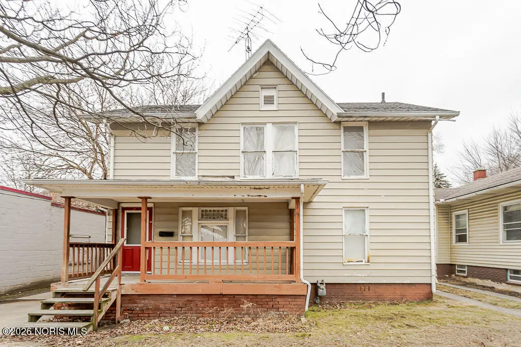 1013 Clymena St