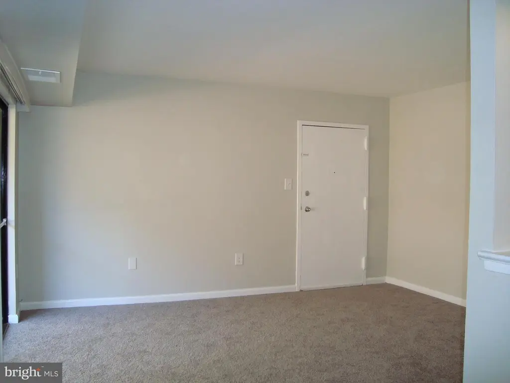 17822 Buehler Rd Unit 1-B-2