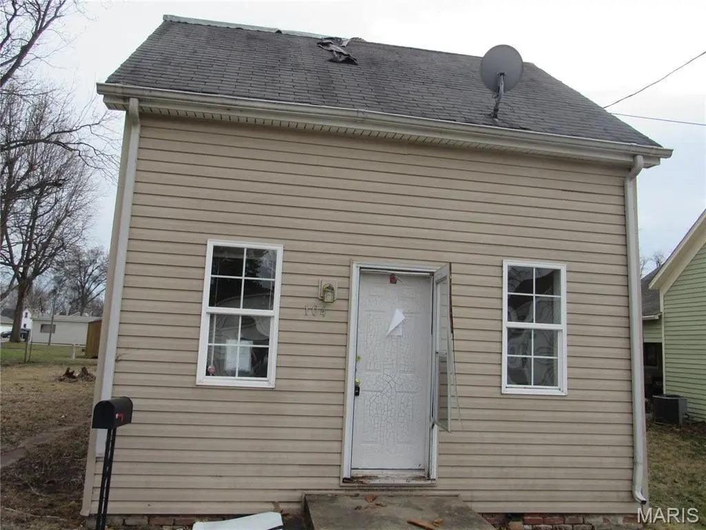 104 E South St