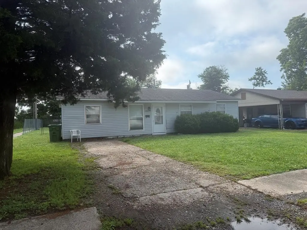 398 Summit St