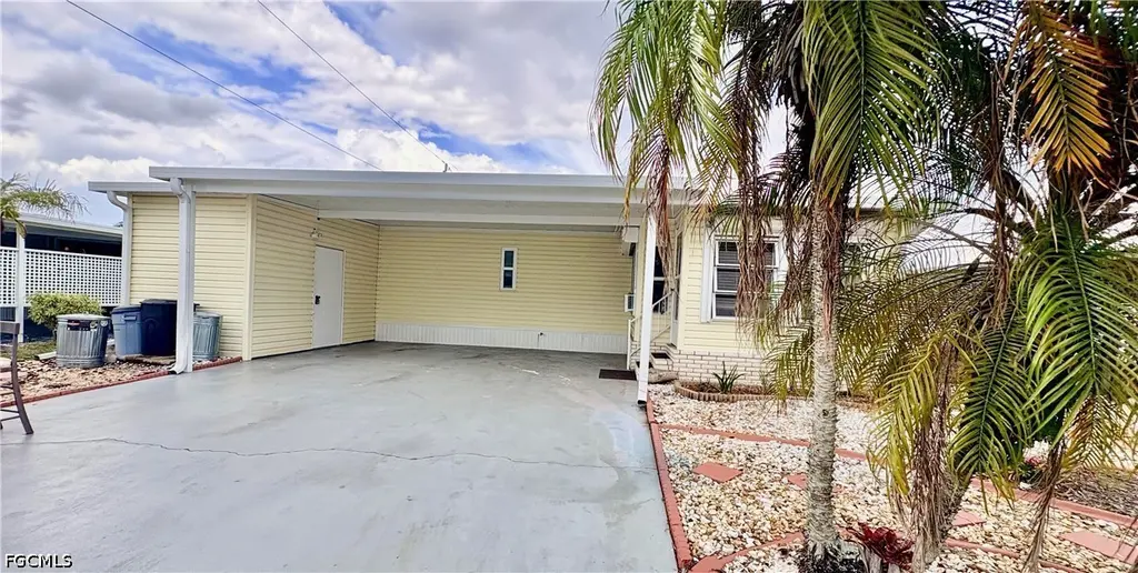3134 Linwood Dr