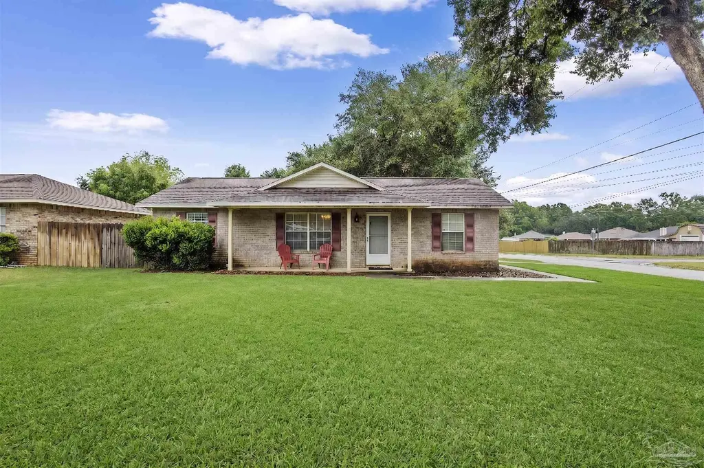 4997 Mayo Cir