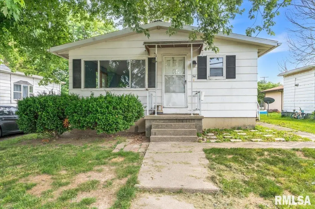 34 W Kenney St