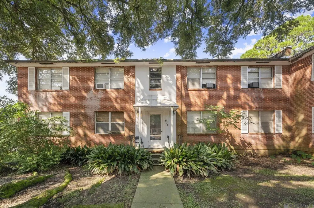 672D Carol Marie Dr #3