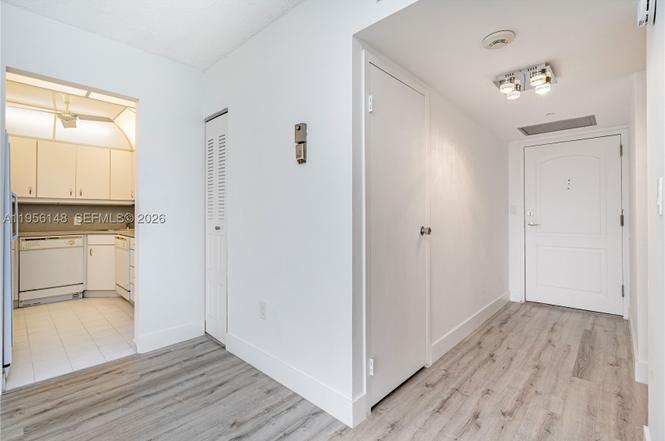 3625 N Country Club Dr #901