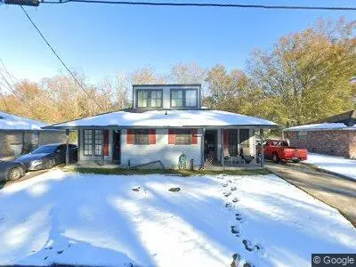 1208 Plaza Dr