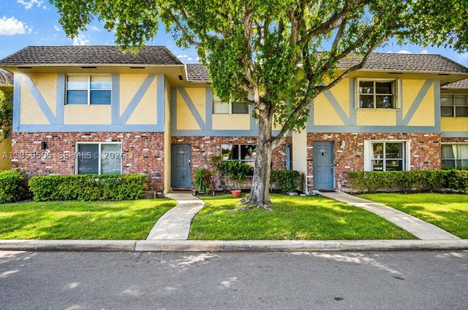 7501 Kimberly Blvd #104