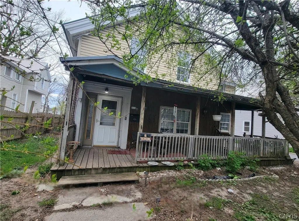 111 N Orchard St