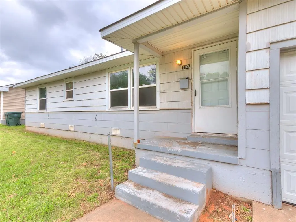 1100 Sycamore Dr