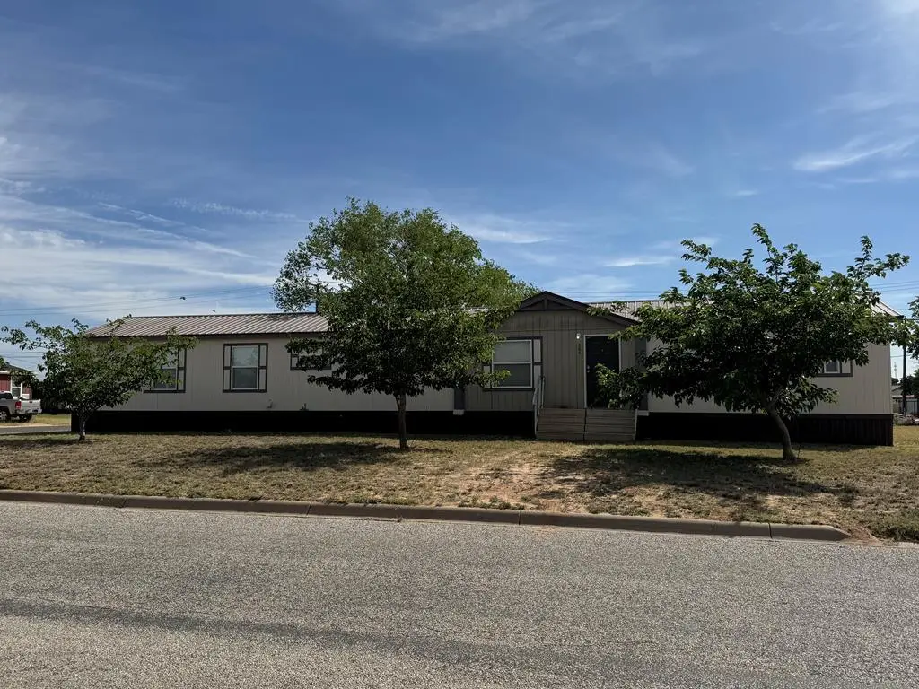 306 College Ave