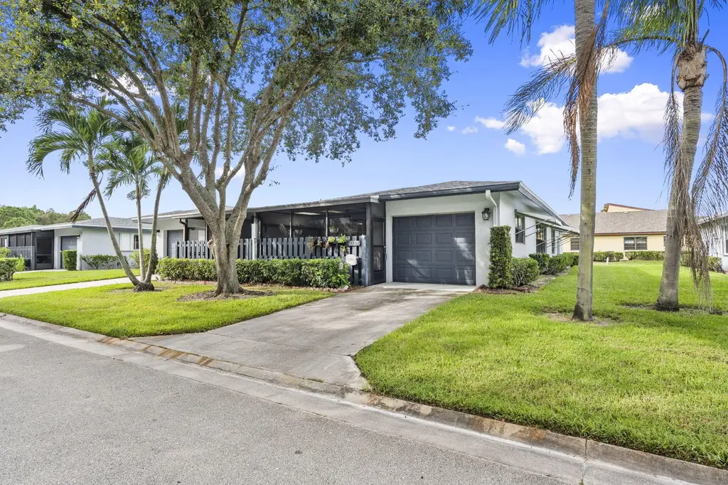 1767 S Dovetail Dr Unit R