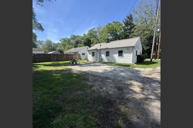 1305 Springland Ave