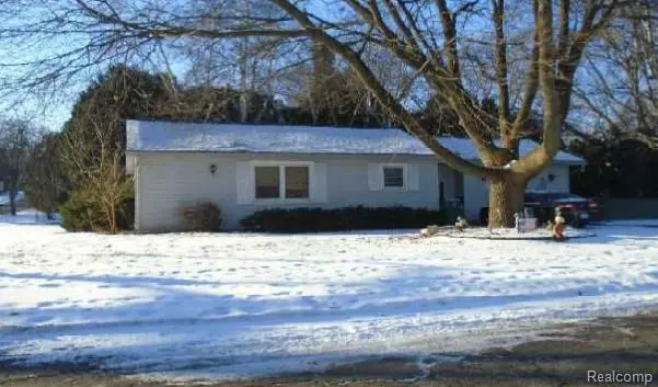 802 Woodlawn Ave