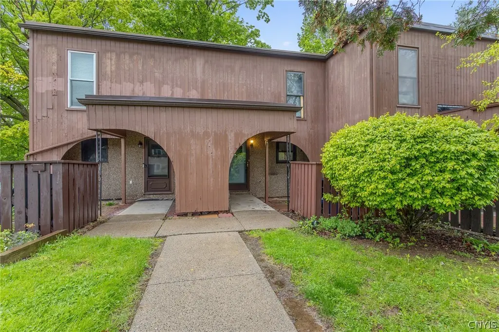 286 Cedar Ct