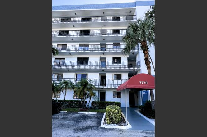 7770 Tahiti Ln #504