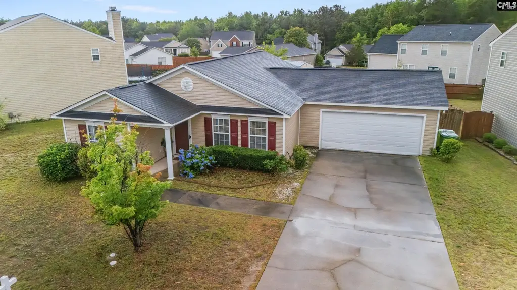 581 Robins Egg Dr