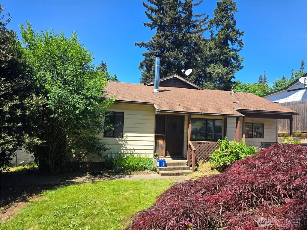 3 Parkland Dr