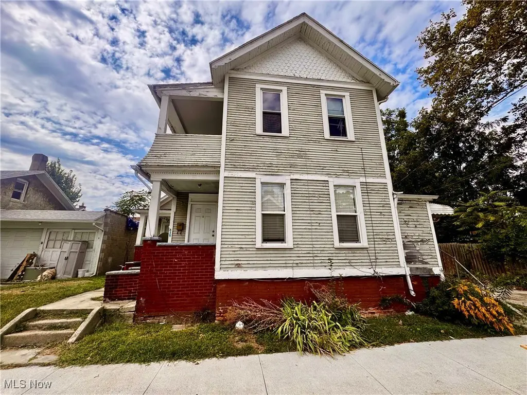 318 Courtland Ave