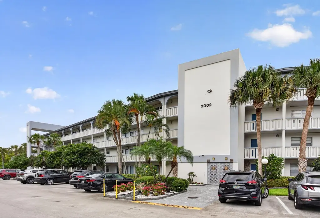3002 Portofino Isle Unit E3