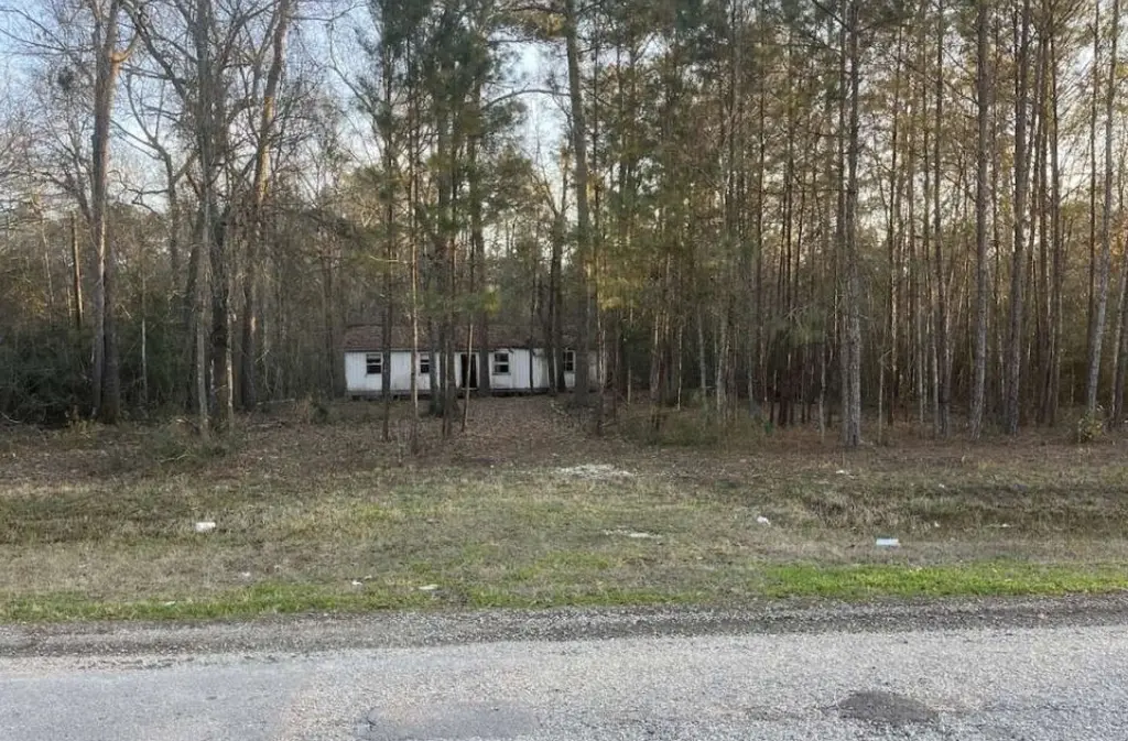 956 Road 3802