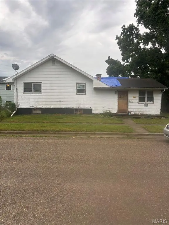 311 Davenport St