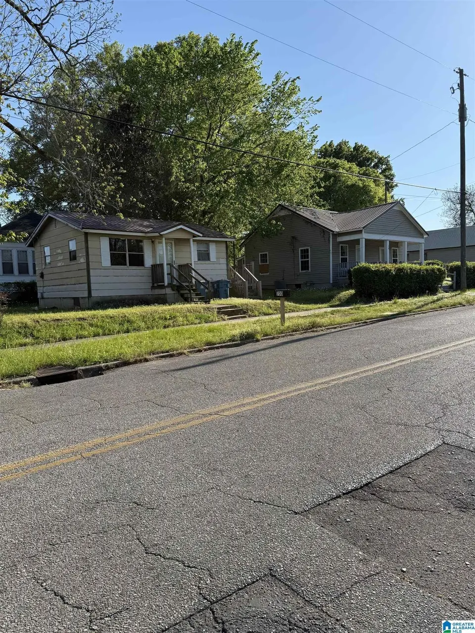 700 W 18th St