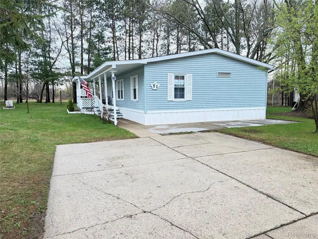 51 Green Valley Rd