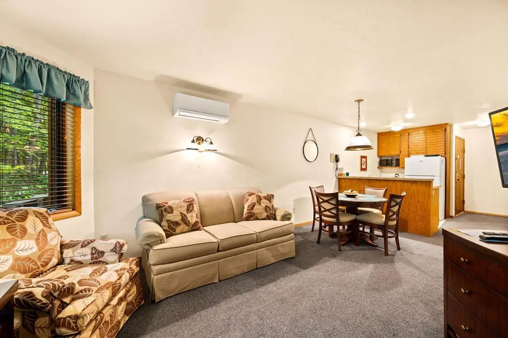4940 Landmark Cir #3232